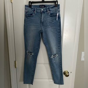 NWT Gap Universal Legging Jeans size 8/29